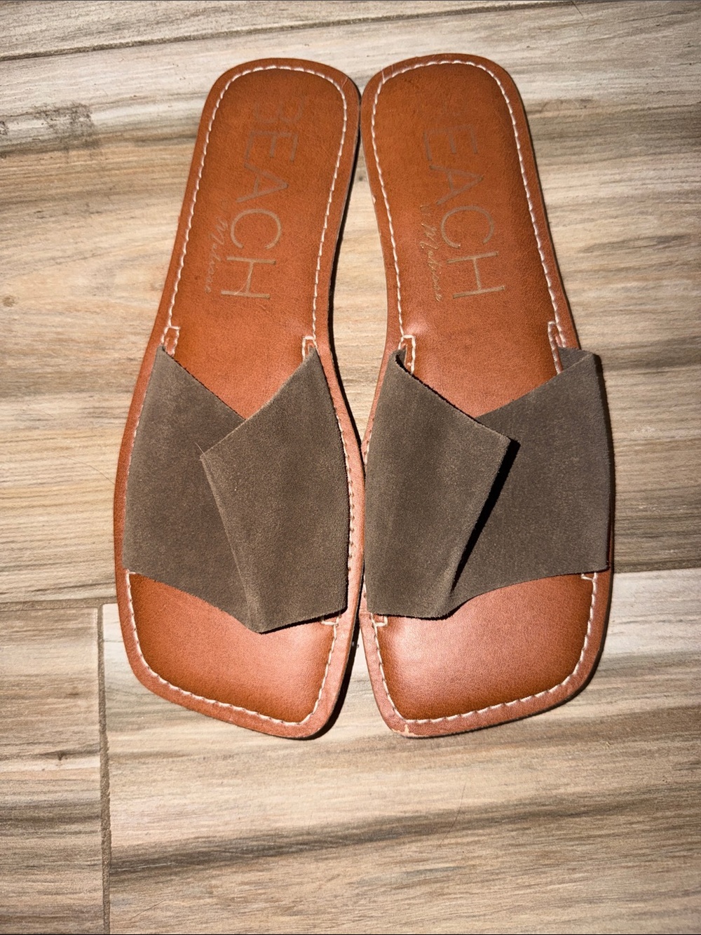 Women's Brown Slide Sandals - Beach by Matisse Bali size 9